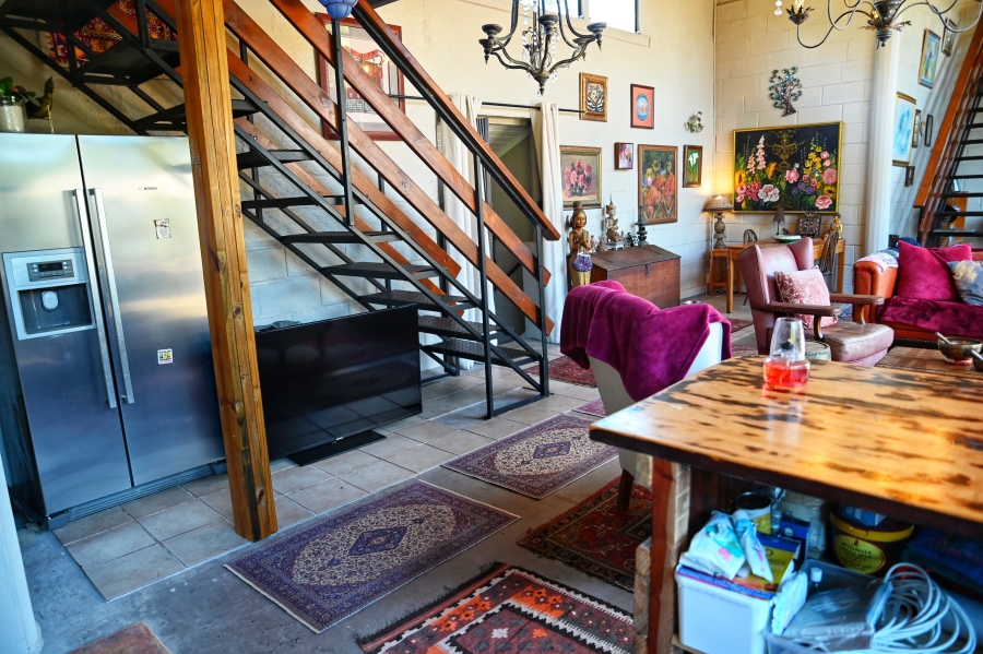 8 Bedroom Property for Sale in Hoekwil Western Cape